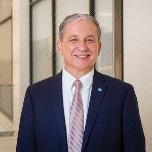 Manzi keeps the community in community banking