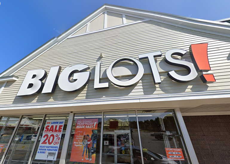 A storefront with the Big Lots logo