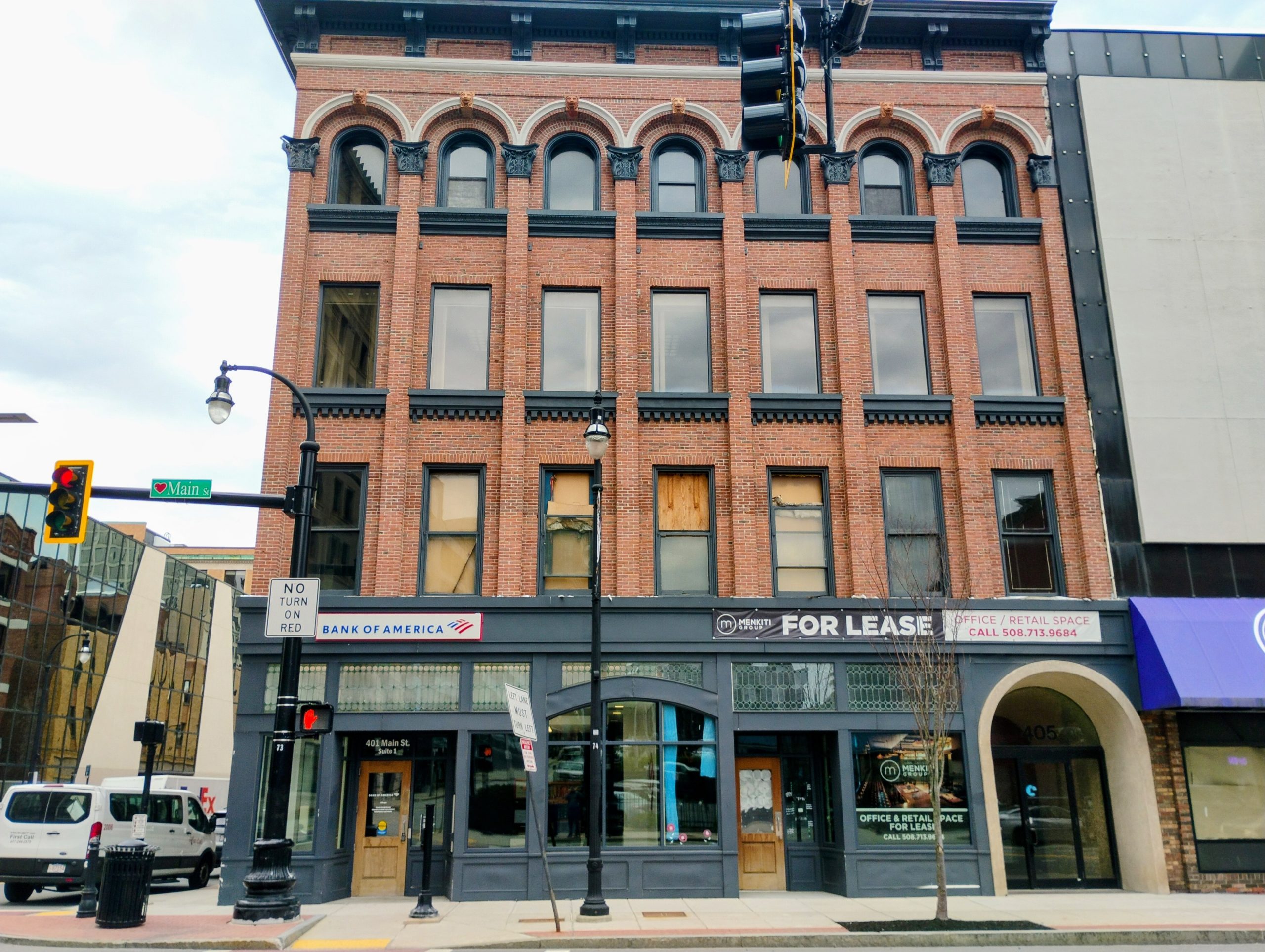 Menkiti receives $3.6M tax credit for Shack’s downtown apartment conversion
